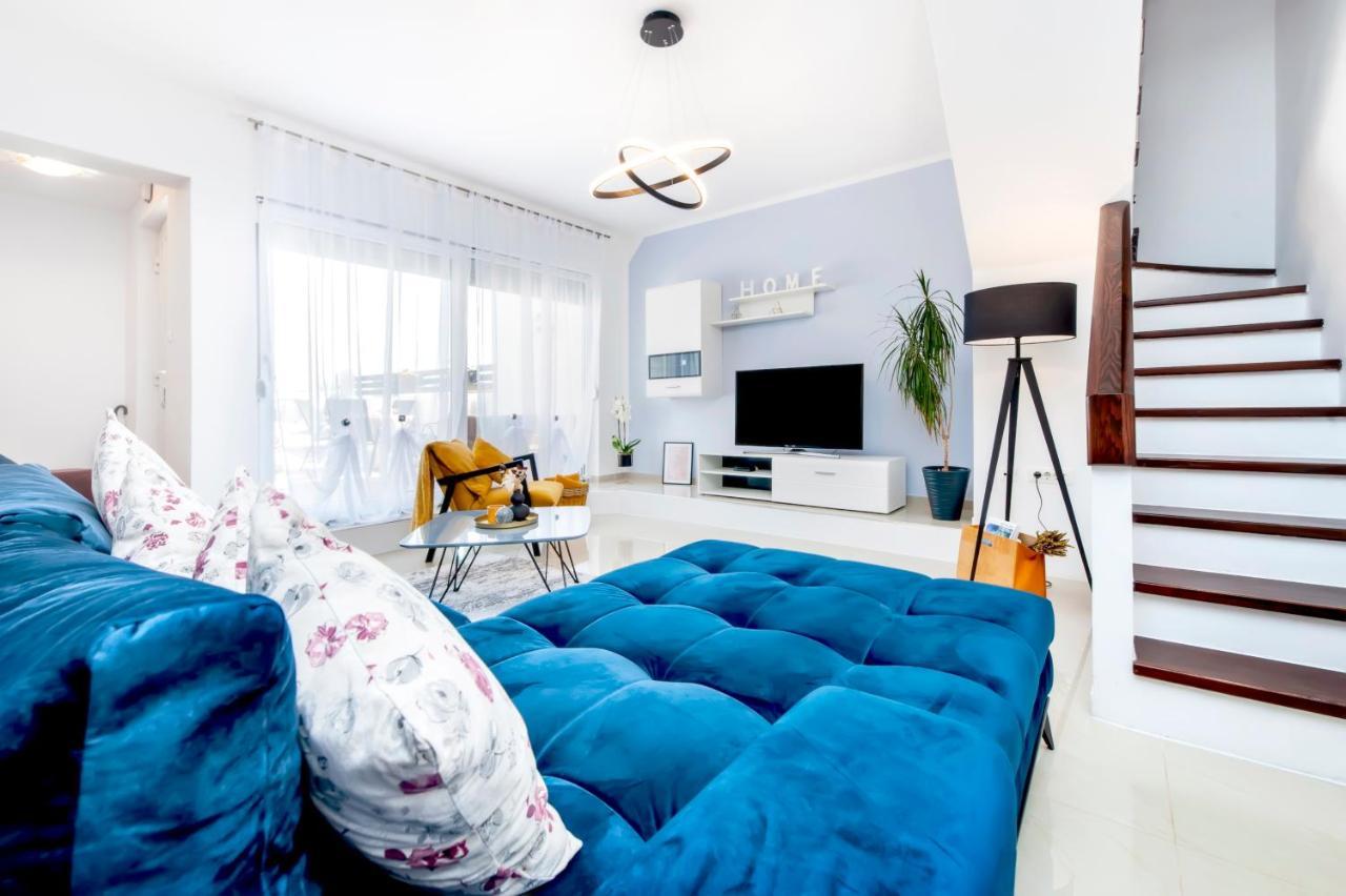 Lea'S Apartment Ровинь Экстерьер фото